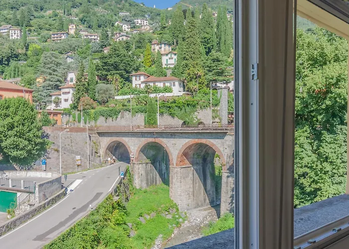 Xerxes House * Varenna